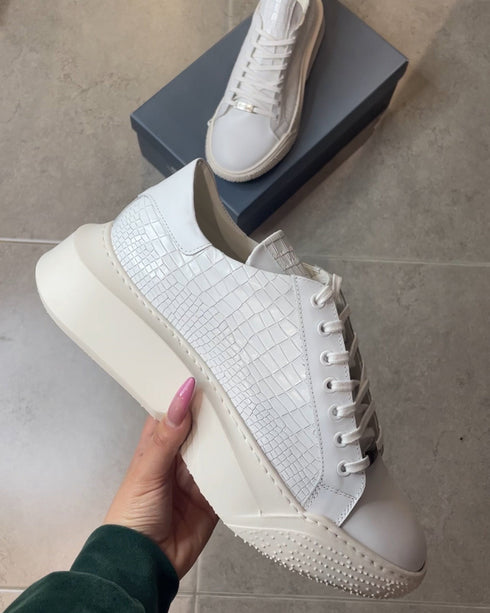 Prestige Leather Sneakers
